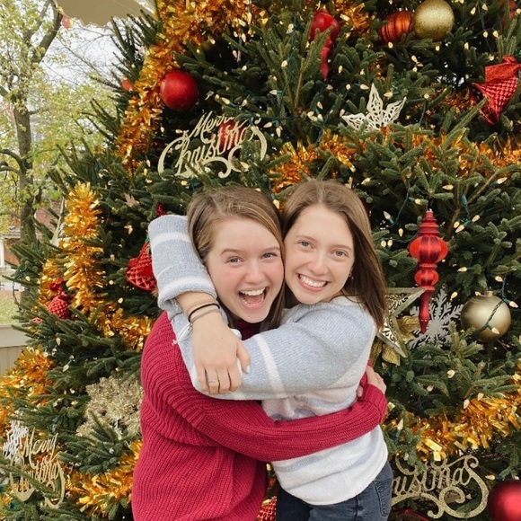 Meet your Posher, Avery - Picture 1 of 1